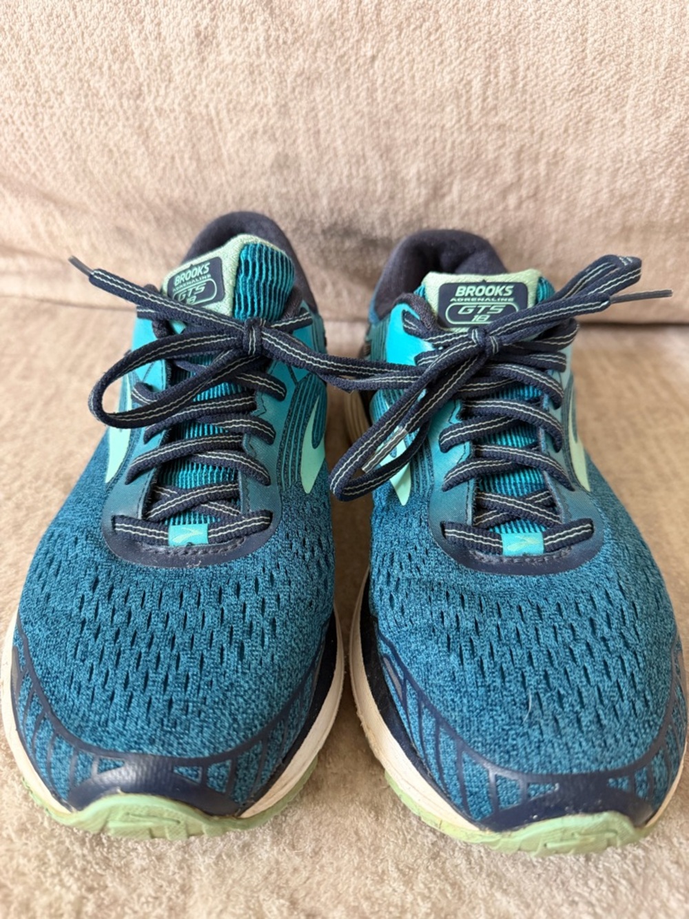 Brooks Running Shoes Teal with Mint Accents